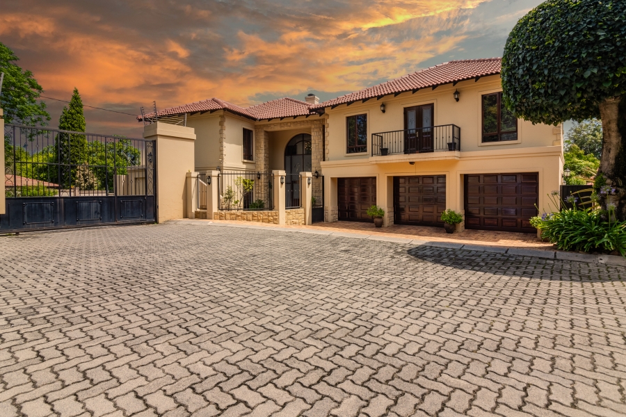 5 Bedroom Property for Sale in Bryanston Gauteng