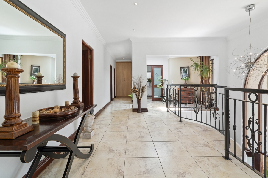 5 Bedroom Property for Sale in Bryanston Gauteng