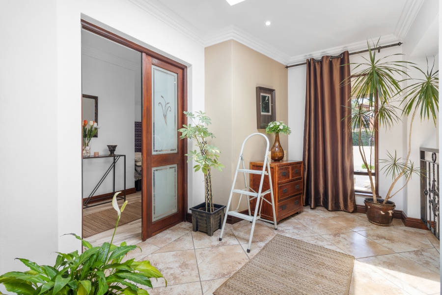 5 Bedroom Property for Sale in Bryanston Gauteng