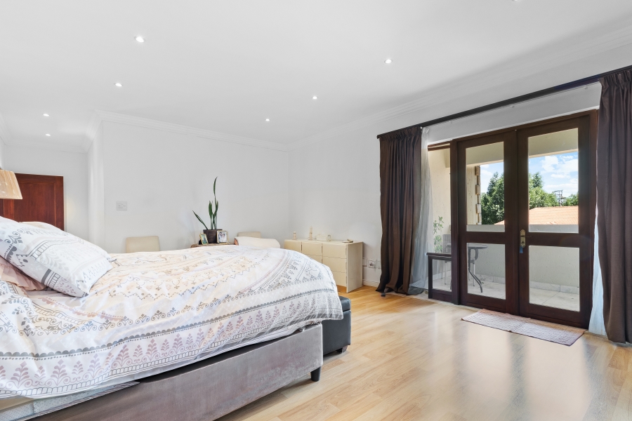 5 Bedroom Property for Sale in Bryanston Gauteng