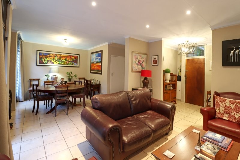 3 Bedroom Property for Sale in Robindale Gauteng