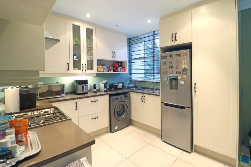 3 Bedroom Property for Sale in Robindale Gauteng