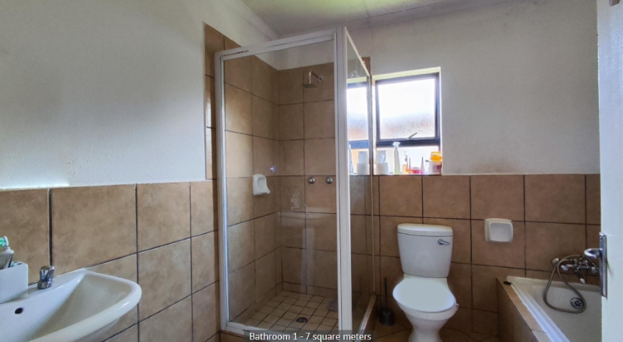 3 Bedroom Property for Sale in Albertsdal Gauteng