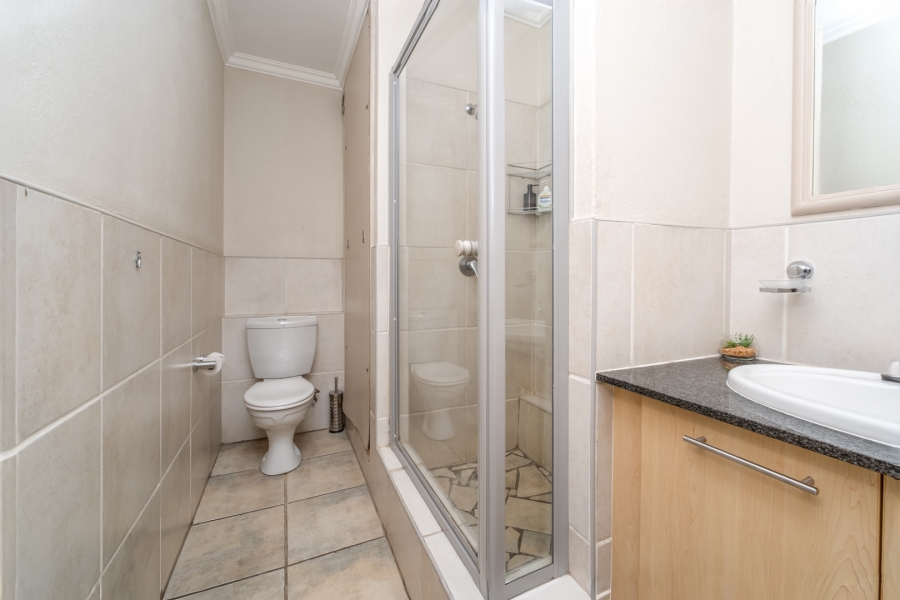 To Let 2 Bedroom Property for Rent in Morningside Gauteng