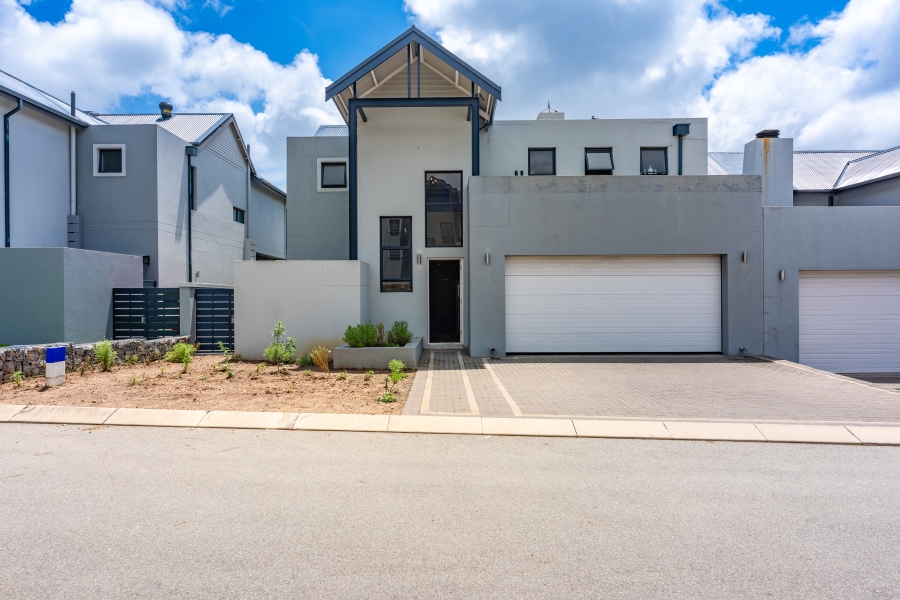 4 Bedroom Property for Sale in Broadacres Gauteng