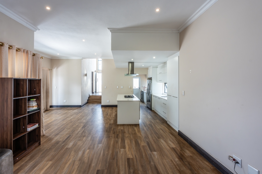 4 Bedroom Property for Sale in Broadacres Gauteng