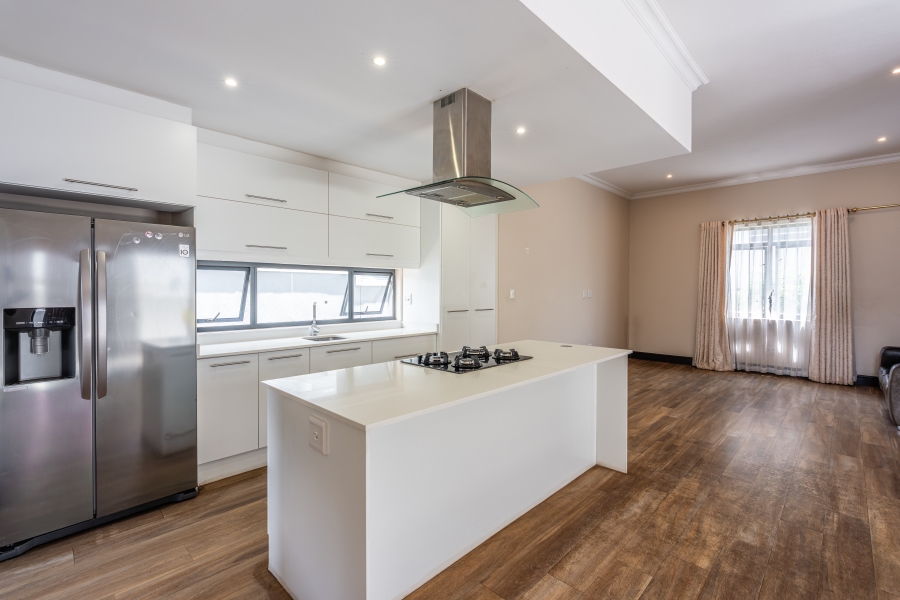 4 Bedroom Property for Sale in Broadacres Gauteng