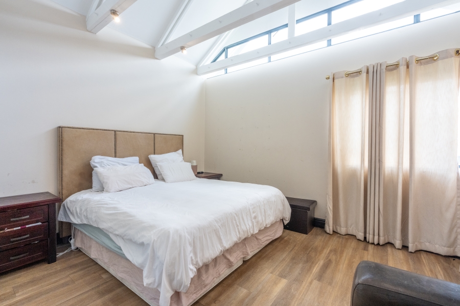 4 Bedroom Property for Sale in Broadacres Gauteng