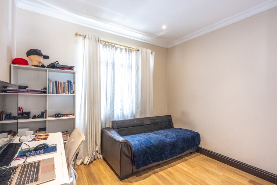 4 Bedroom Property for Sale in Broadacres Gauteng