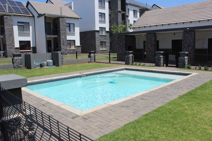 2 Bedroom Property for Sale in Glen Marais Gauteng