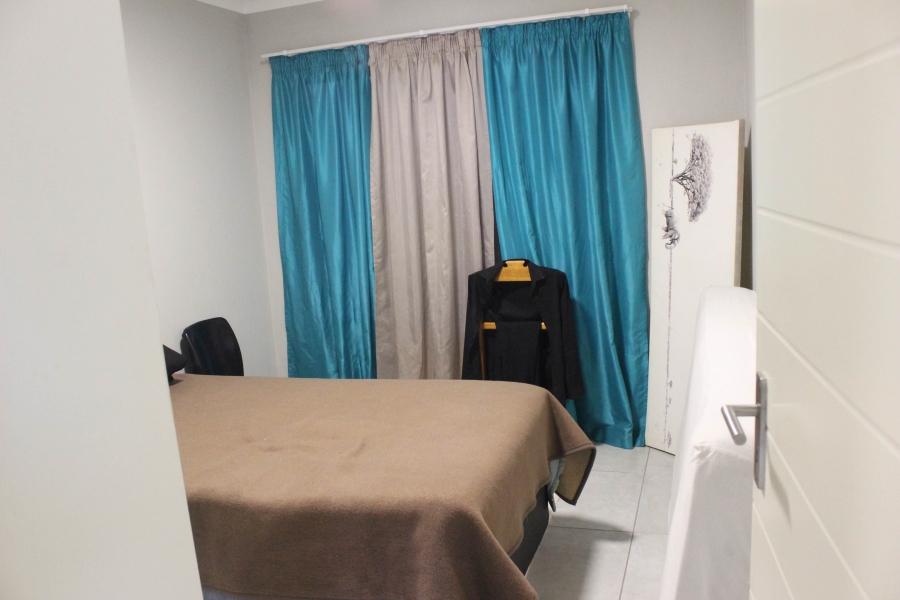 2 Bedroom Property for Sale in Glen Marais Gauteng