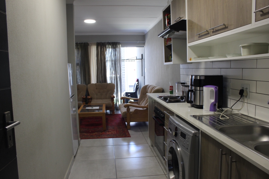 2 Bedroom Property for Sale in Glen Marais Gauteng