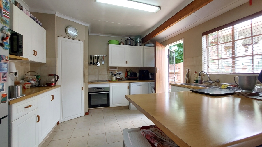 3 Bedroom Property for Sale in Eldoraigne Gauteng