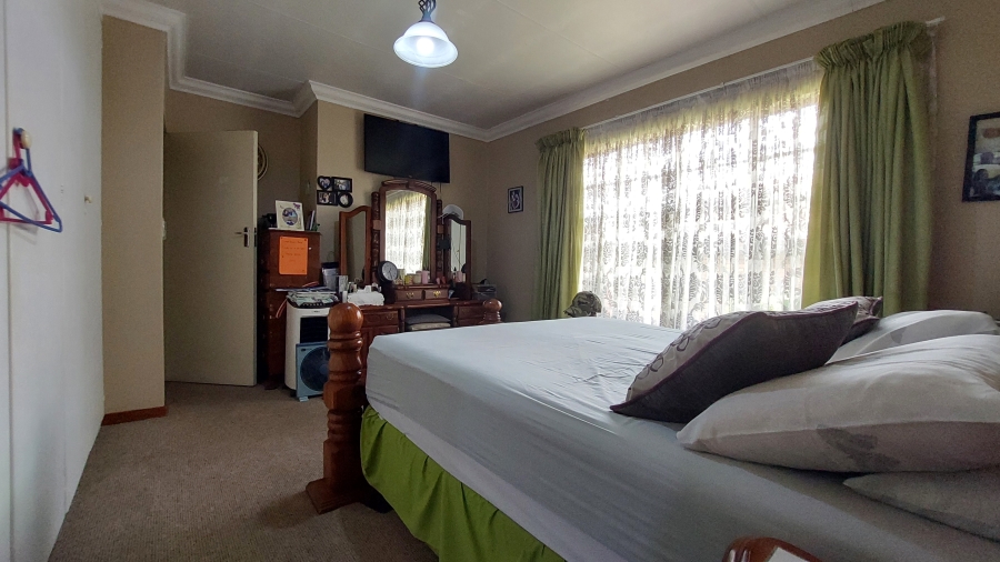 3 Bedroom Property for Sale in Eldoraigne Gauteng