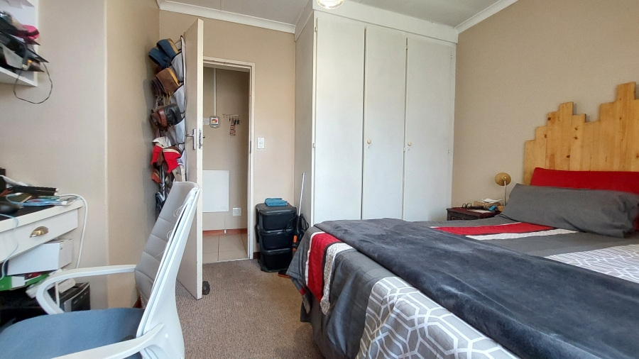 3 Bedroom Property for Sale in Eldoraigne Gauteng