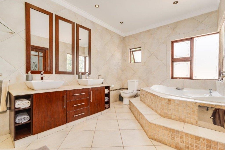 To Let 4 Bedroom Property for Rent in Rynfield Gauteng