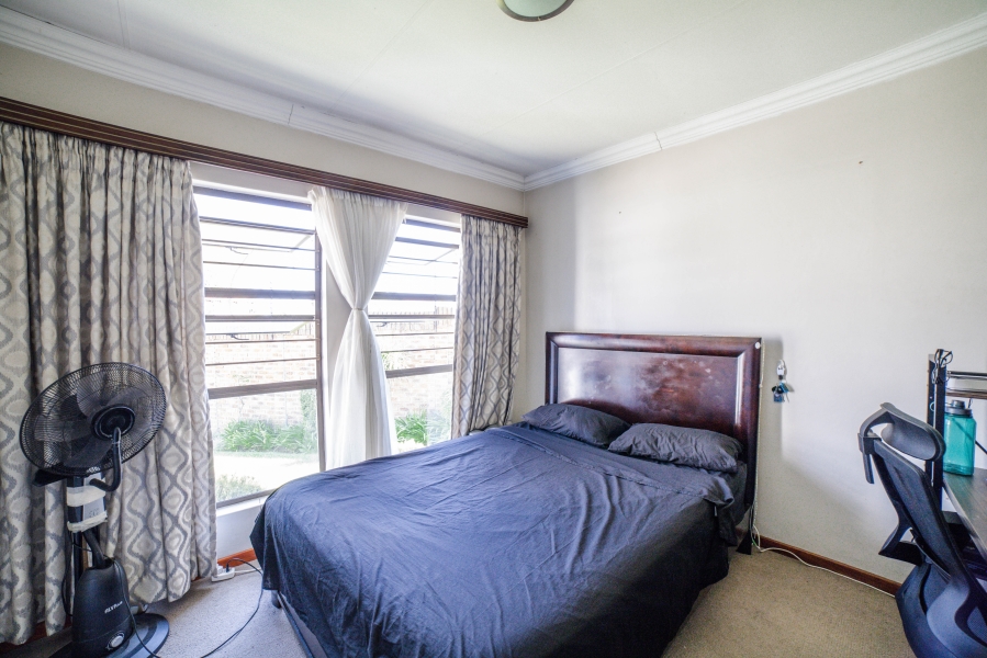 To Let 3 Bedroom Property for Rent in Kengies Gauteng