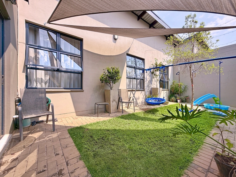 3 Bedroom Property for Sale in Equestria Gauteng