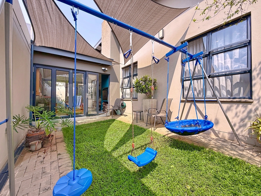 3 Bedroom Property for Sale in Equestria Gauteng
