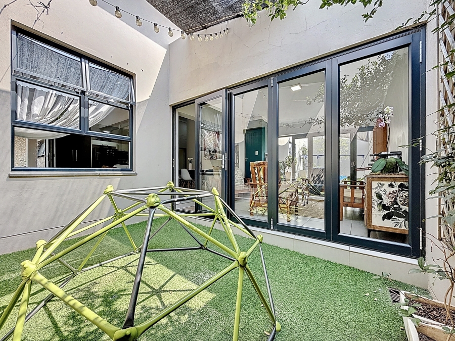 3 Bedroom Property for Sale in Equestria Gauteng