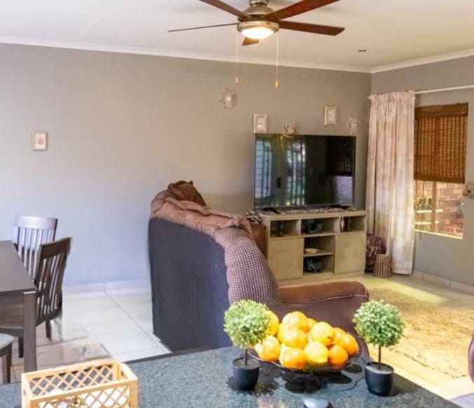 2 Bedroom Property for Sale in Equestria Gauteng