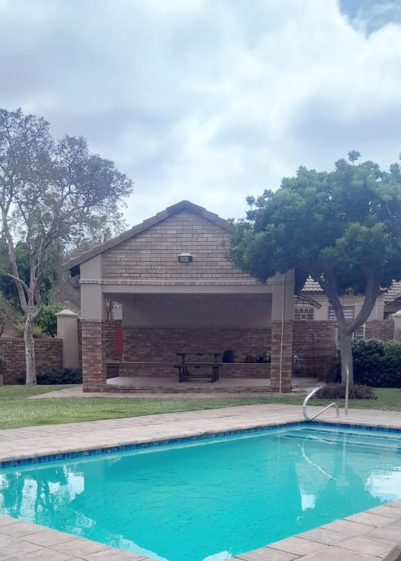 2 Bedroom Property for Sale in Equestria Gauteng