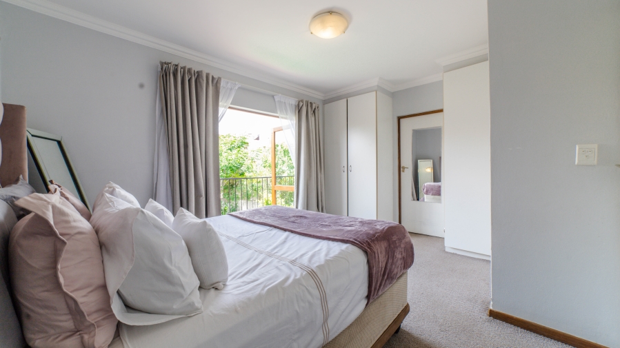 3 Bedroom Property for Sale in Broadacres Gauteng