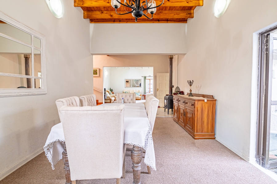 5 Bedroom Property for Sale in Lonehill Gauteng