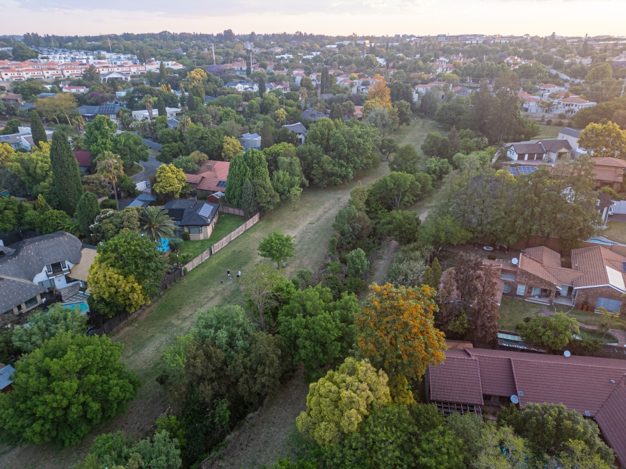 5 Bedroom Property for Sale in Lonehill Gauteng