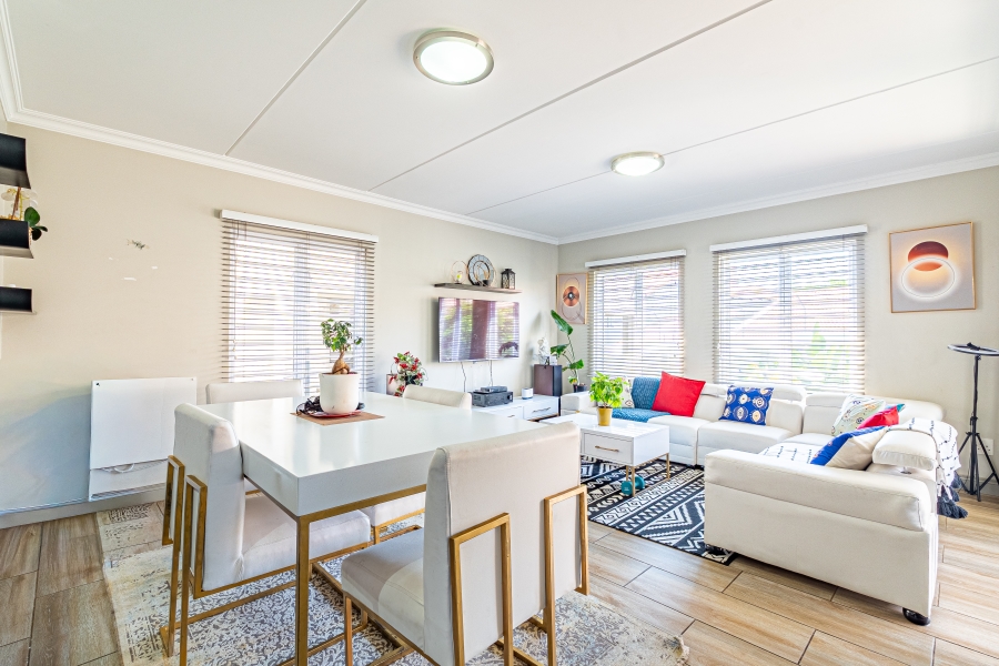 3 Bedroom Property for Sale in Broadacres Gauteng