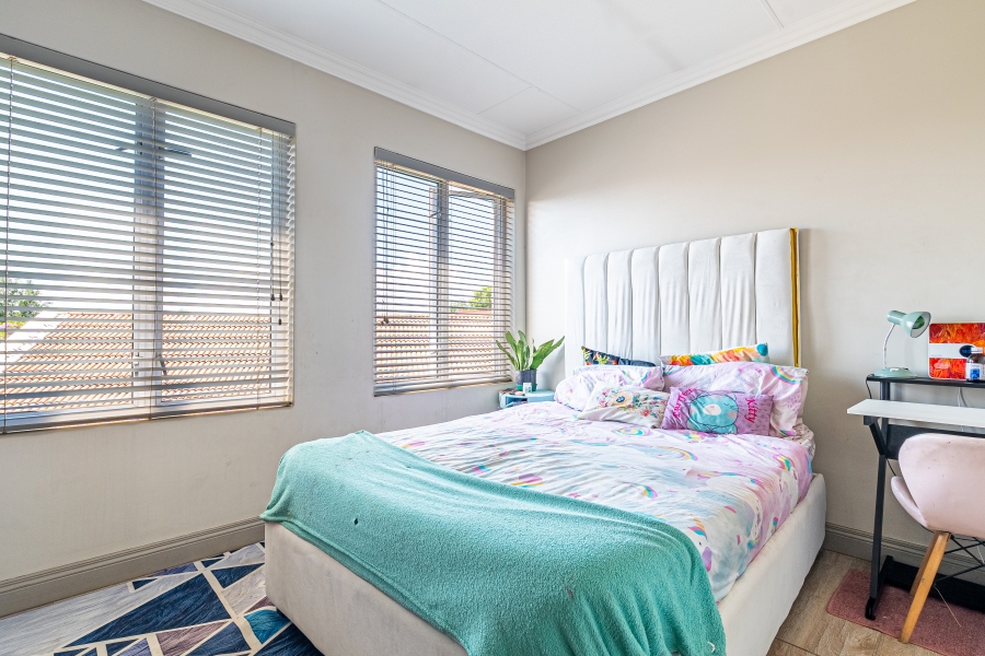 3 Bedroom Property for Sale in Broadacres Gauteng