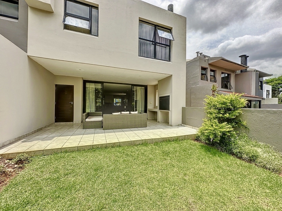 2 Bedroom Property for Sale in Lombardy Estate Gauteng