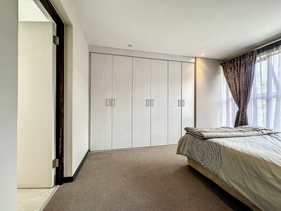 2 Bedroom Property for Sale in Lombardy Estate Gauteng