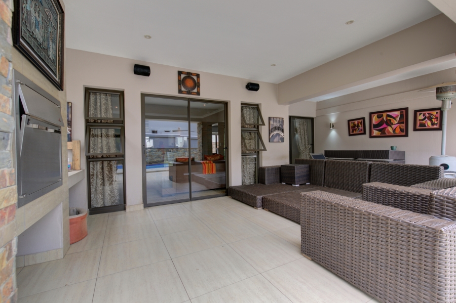 To Let 4 Bedroom Property for Rent in Dainfern Golf Estate Gauteng