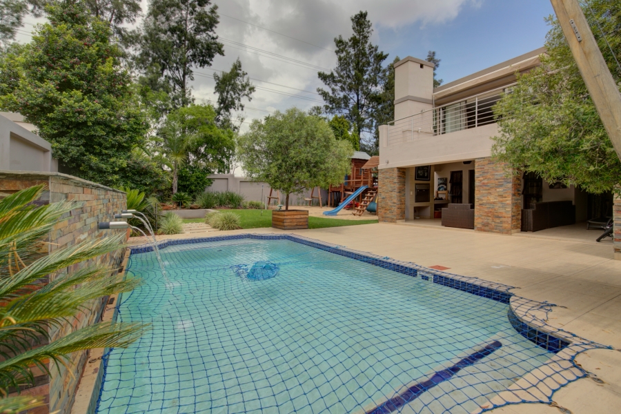 To Let 4 Bedroom Property for Rent in Dainfern Golf Estate Gauteng