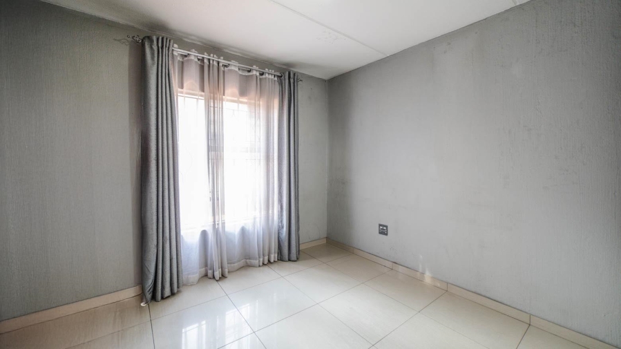 3 Bedroom Property for Sale in Buccleuch Gauteng