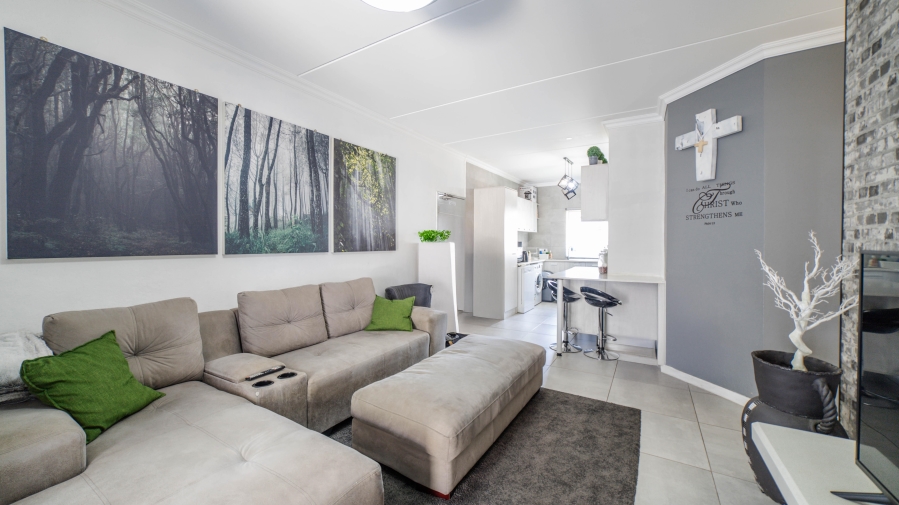 3 Bedroom Property for Sale in Broadacres Gauteng