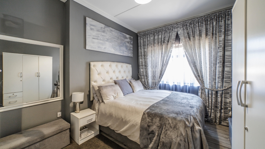 3 Bedroom Property for Sale in Broadacres Gauteng