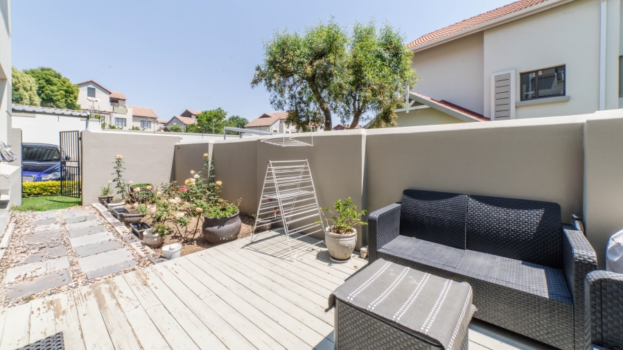 3 Bedroom Property for Sale in Broadacres Gauteng