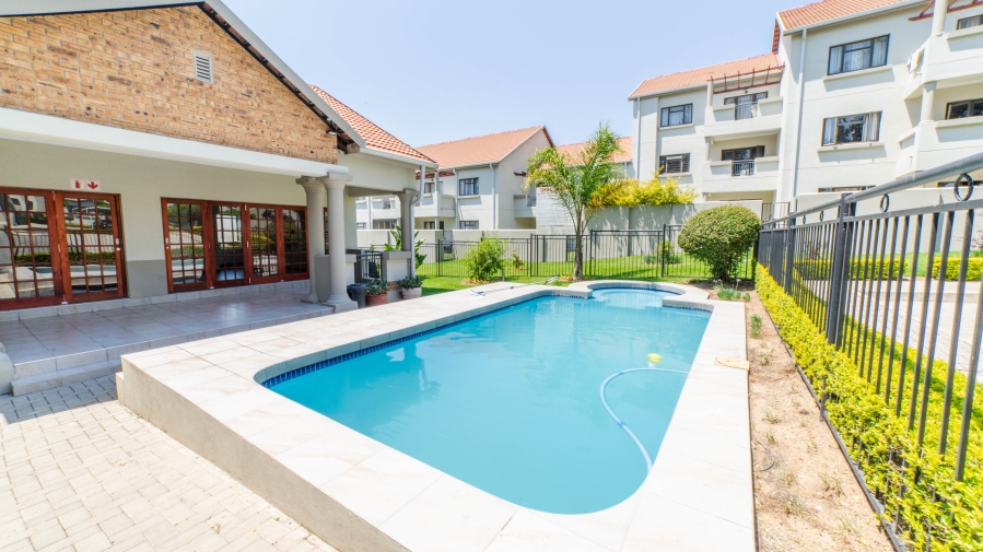 3 Bedroom Property for Sale in Broadacres Gauteng