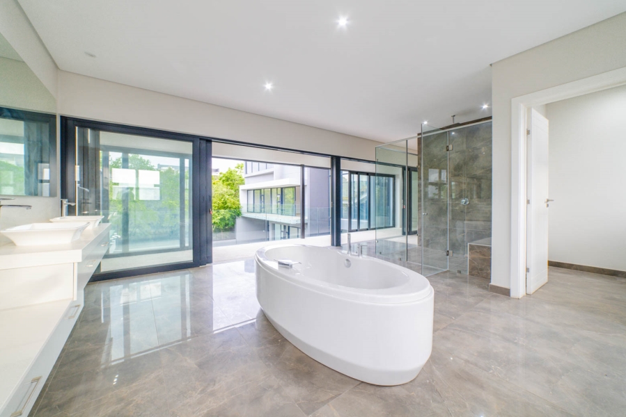 5 Bedroom Property for Sale in Steyn City Gauteng