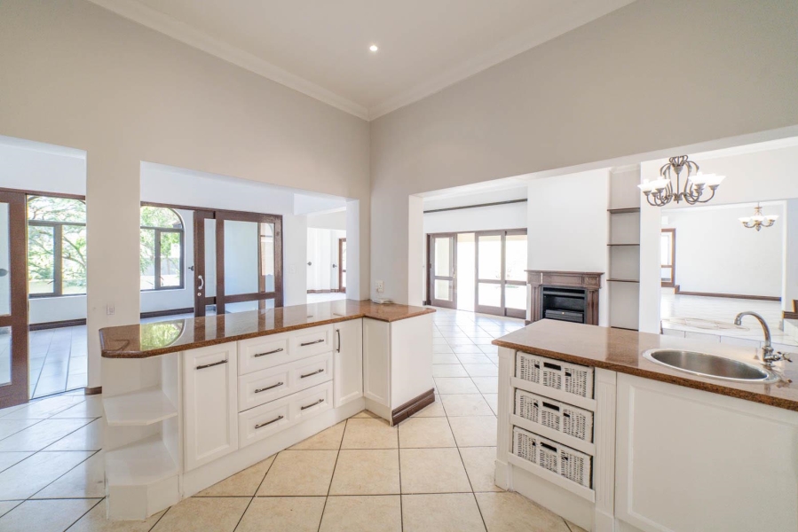 To Let 6 Bedroom Property for Rent in Dainfern Valley Gauteng