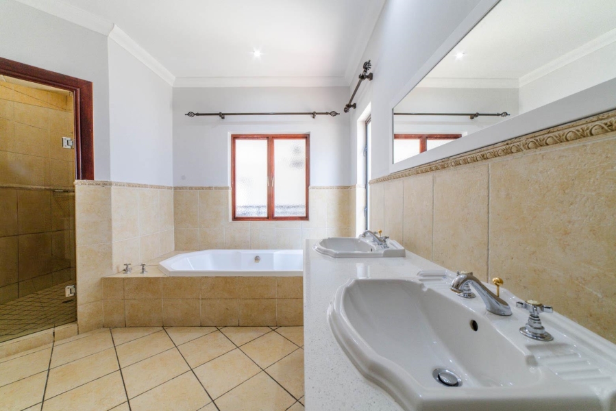 To Let 6 Bedroom Property for Rent in Dainfern Valley Gauteng