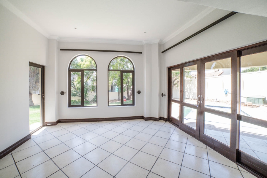 To Let 6 Bedroom Property for Rent in Dainfern Valley Gauteng