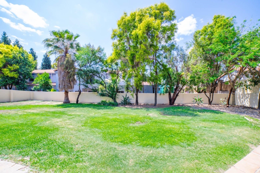 To Let 6 Bedroom Property for Rent in Dainfern Valley Gauteng