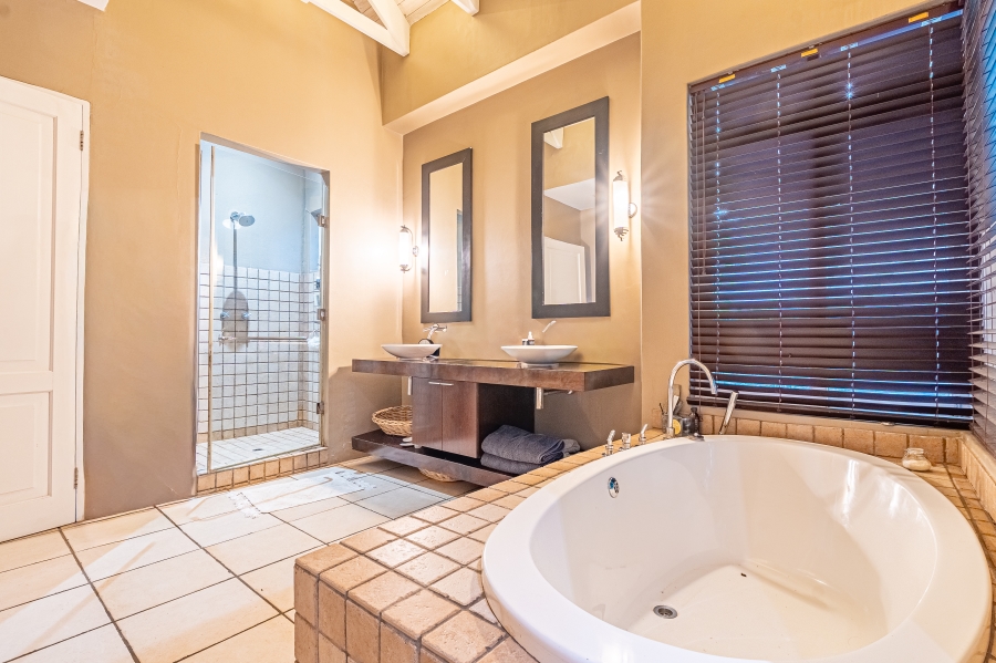 3 Bedroom Property for Sale in Fourways Gauteng