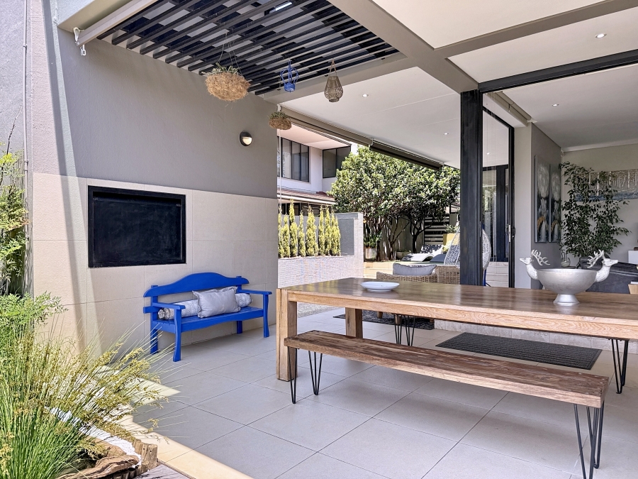 3 Bedroom Property for Sale in Lombardy Estate Gauteng