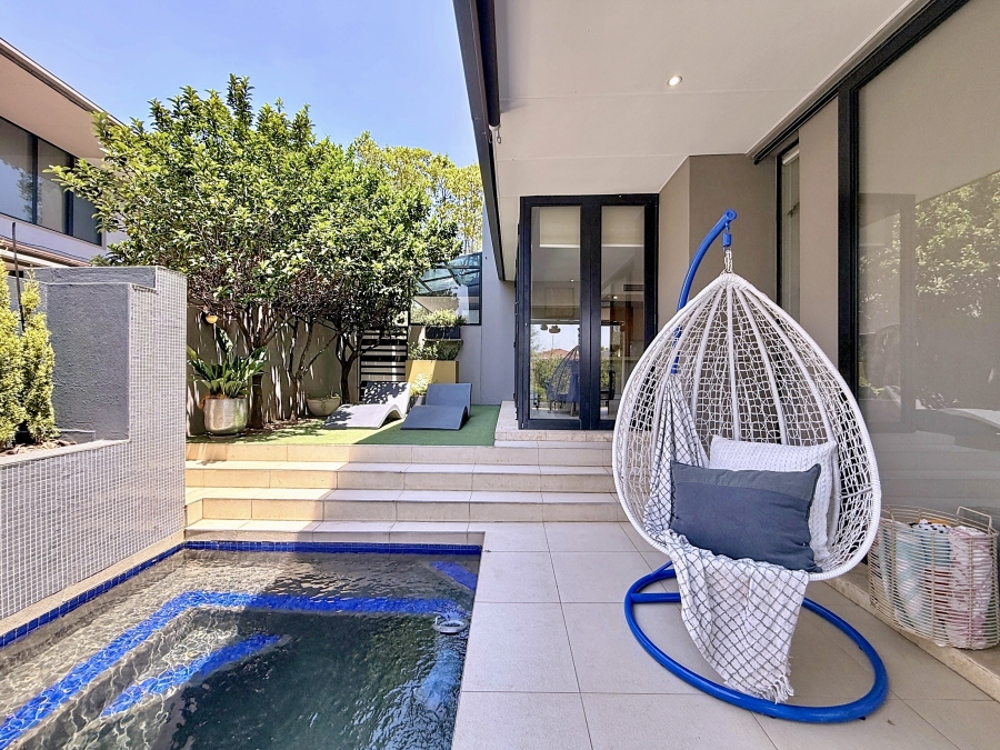 3 Bedroom Property for Sale in Lombardy Estate Gauteng