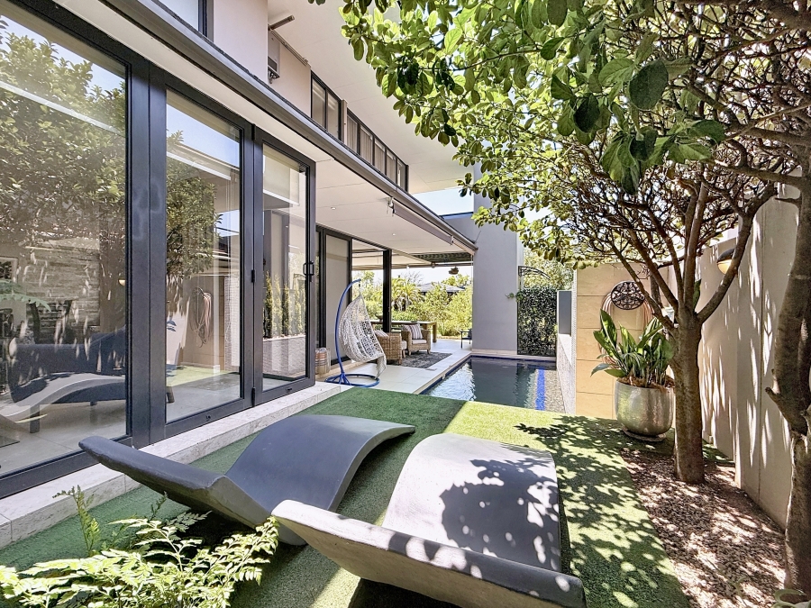 3 Bedroom Property for Sale in Lombardy Estate Gauteng