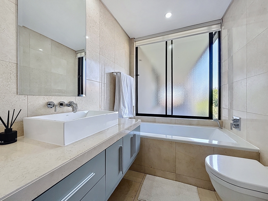 3 Bedroom Property for Sale in Lombardy Estate Gauteng